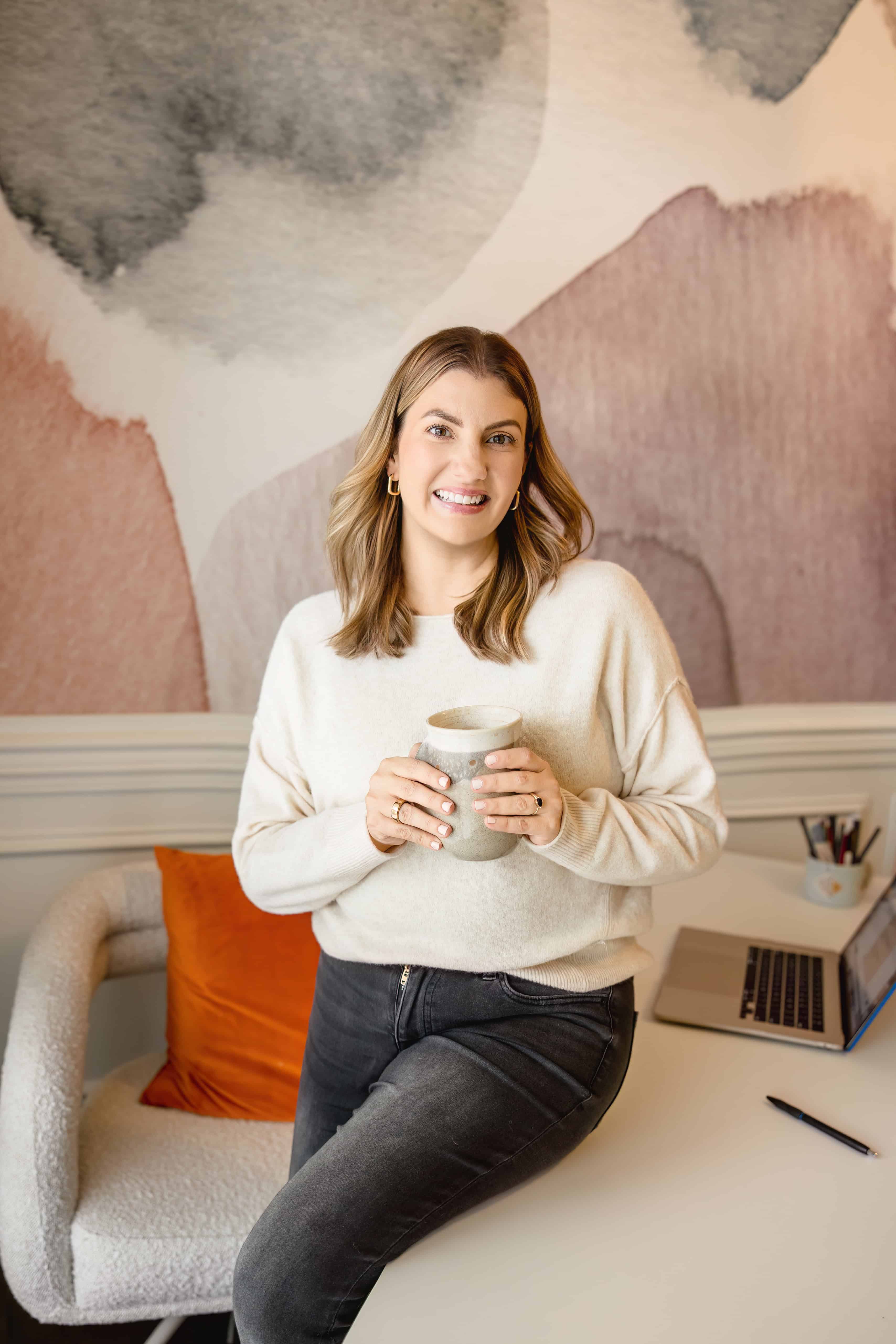 Dr. Ali Perkins, Communication & Neurodiversity Expert at High Performance Orgs